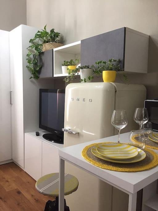 Room114 - Studio Apartment Near The Center Флоренция Экстерьер фото